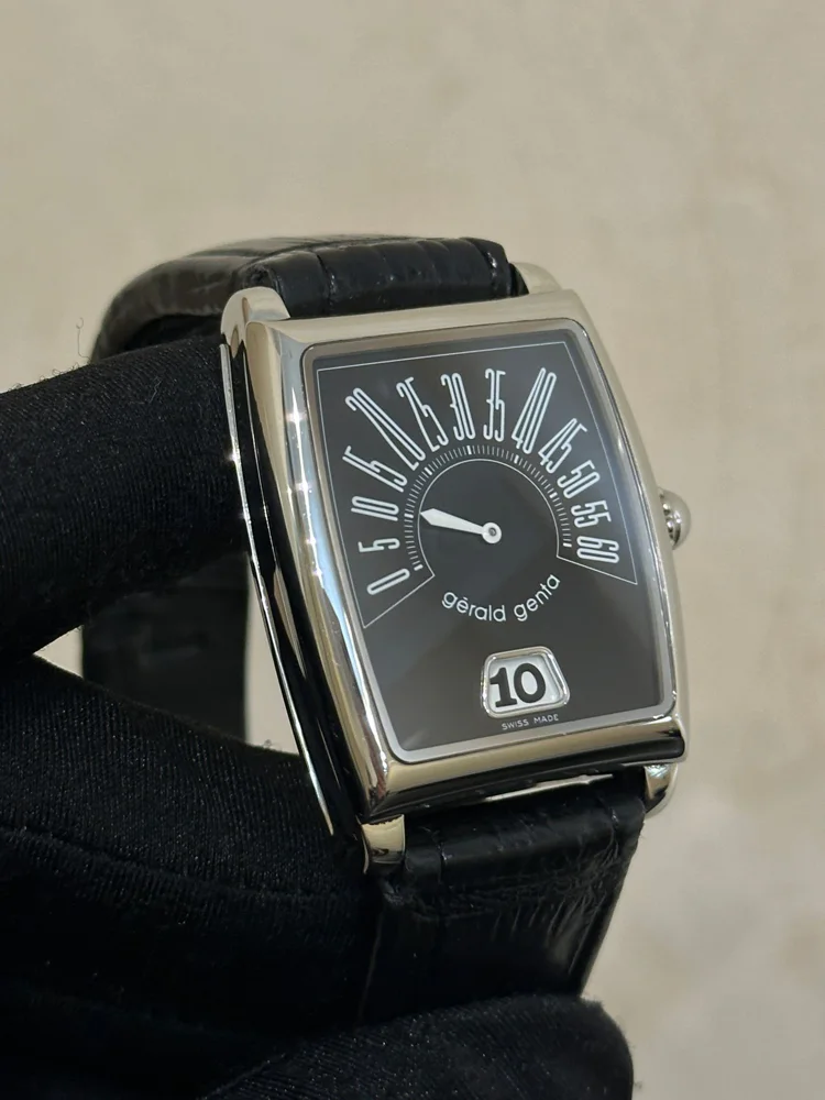 Gérald Genta Arena Retro Solo